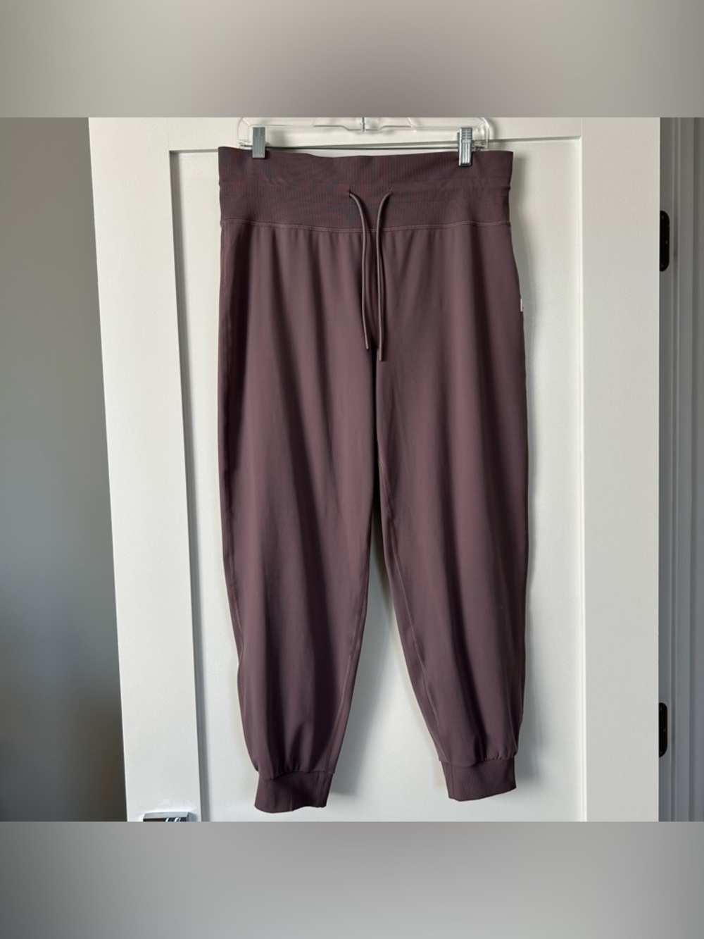 Vuori Daily Jogger